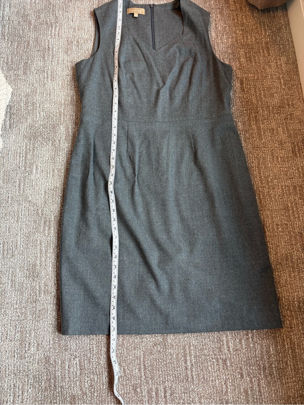 Talbots Sleeveless V-Neck Grey Sheath Dress - Italian Wool - Size 14 - Picture 11 of 14